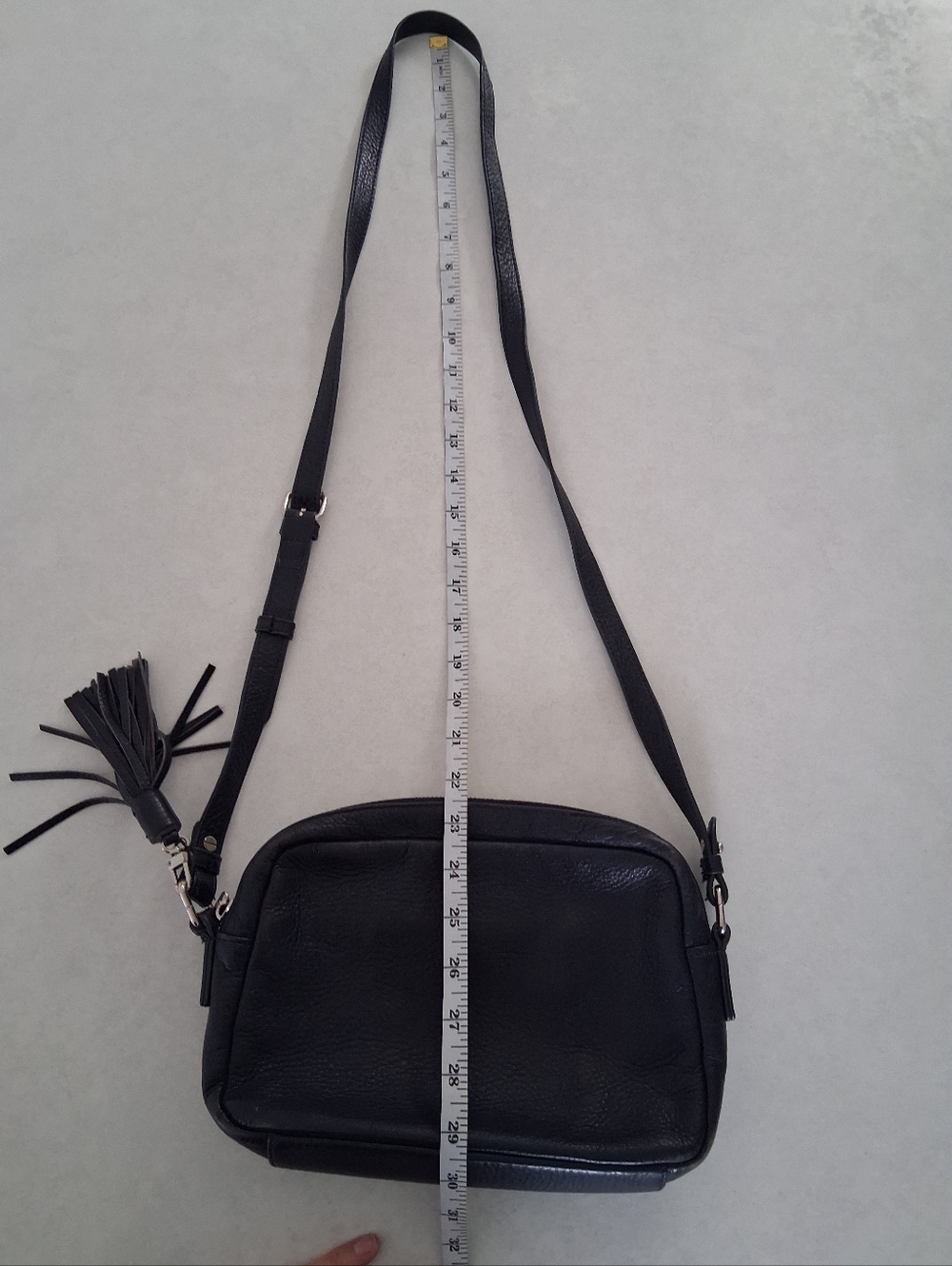 Atelier Noir By RUDSAK'S House Brand/ 100% Leather Crossbody Bag/ Navy Exterior - Picture 13 of 16
